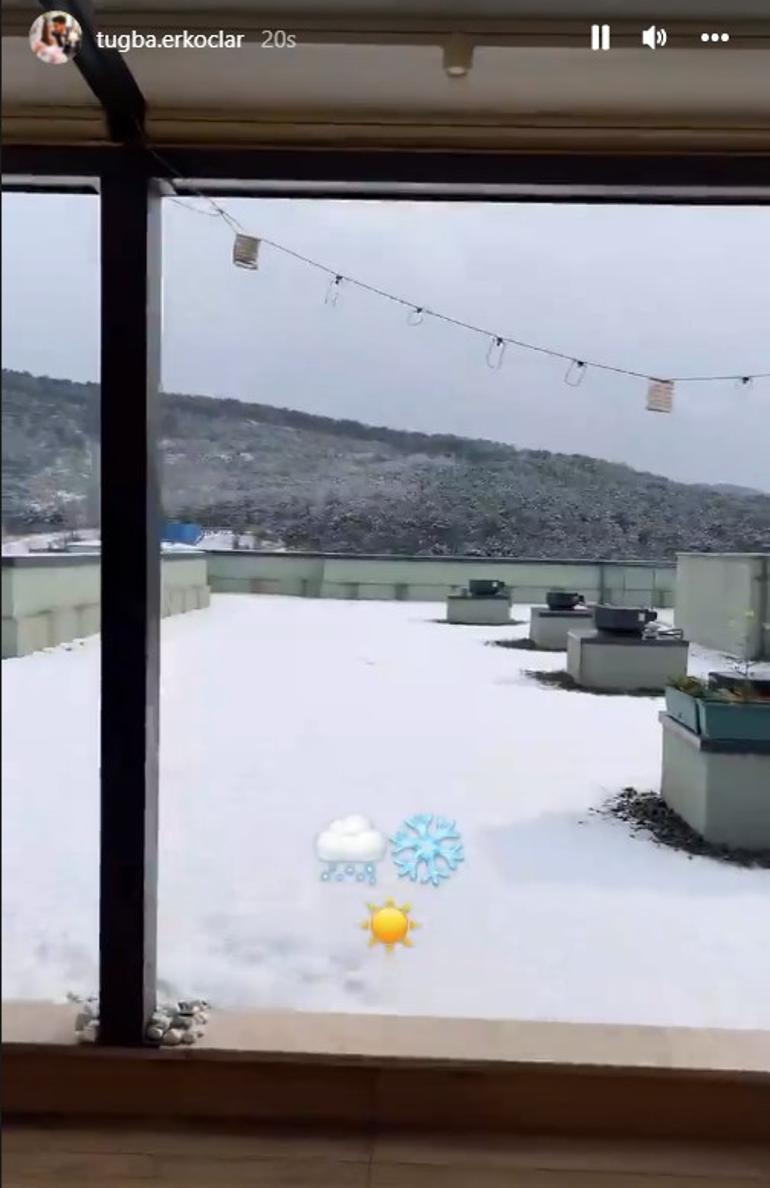 Ünlülerden kar manzaraları... Berfu Yenenler: Evde mahsur kaldığımız günlerdeyiz