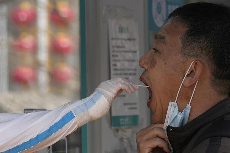 Çin’de koronavirüs paniği büyüyor: 14 ay sonra ilk ölümler görüldü