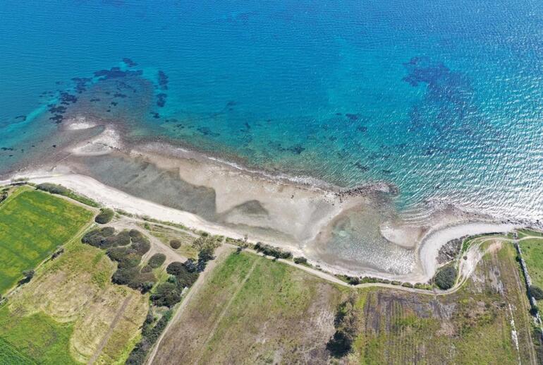 Datçada deniz çekilince liman kalıntıları ortaya çıktı