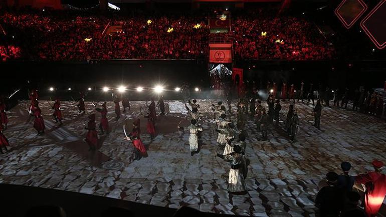 Türk Dünyası Kültür Başkenti seçilen Bursada görkemli açılış töreni