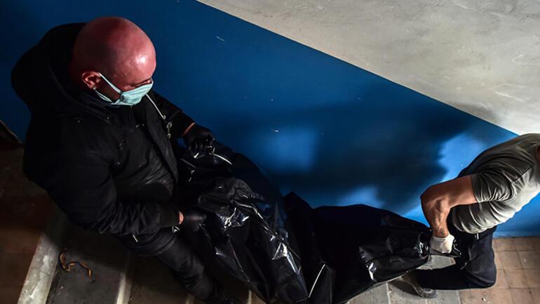 Buça’da evler sivillere ait cesetlerle dolu: 28 kişi defnedildi