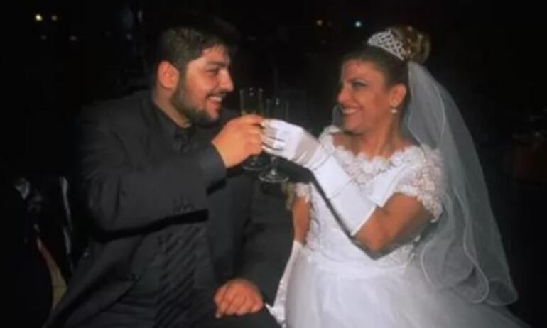 Beste Açar se casó con su novia de 3 meses, Evren Bölek