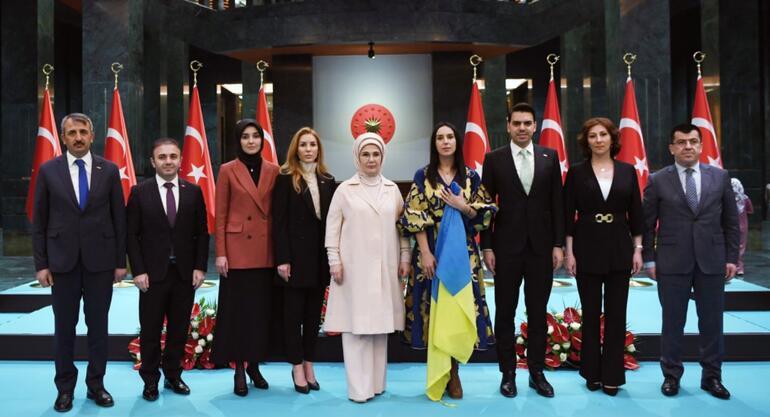 Emine Erdoğan, Ukraynalı savaş mağduru çocukları misafir etti