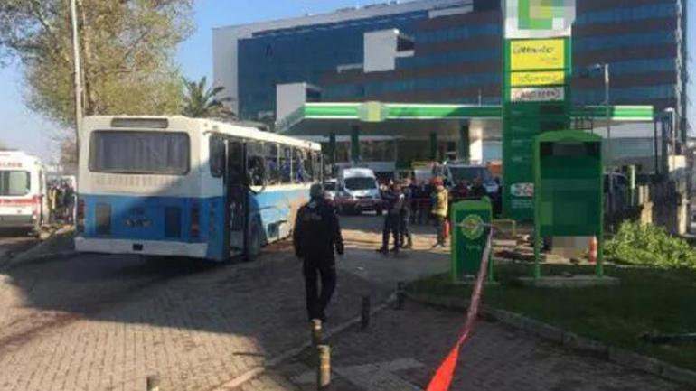 Son dakika... Bursada infaz koruma memurlarını taşıyan otobüse bombalı saldırı Acı haber geldi