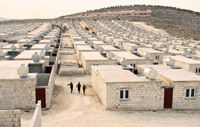 1 milyon Suriyeli’ye eve dönüş projesi