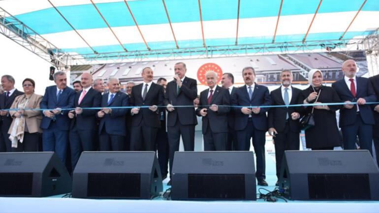Son dakika... Rize-Artvin Havalimanı açıldı Cumhurbaşkanı Erdoğan: Havayolu ulaşımında alınan mesafenin sembolüdür