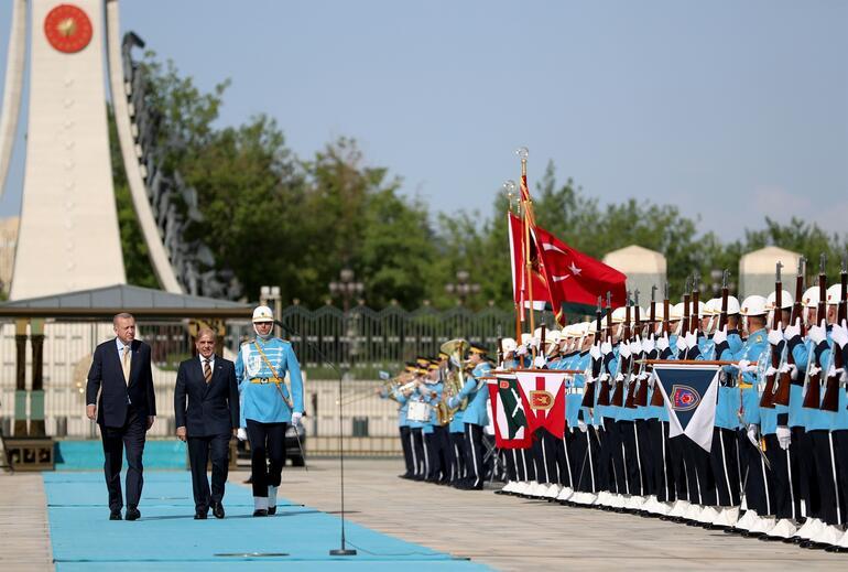 Cumhurbaşkanı Erdoğan Pakistan Başbakanı resmi törenle karşıladı