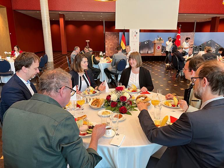 Berlin’de Türk Kahvaltısı tanıtıldı Avrupa Haberleri