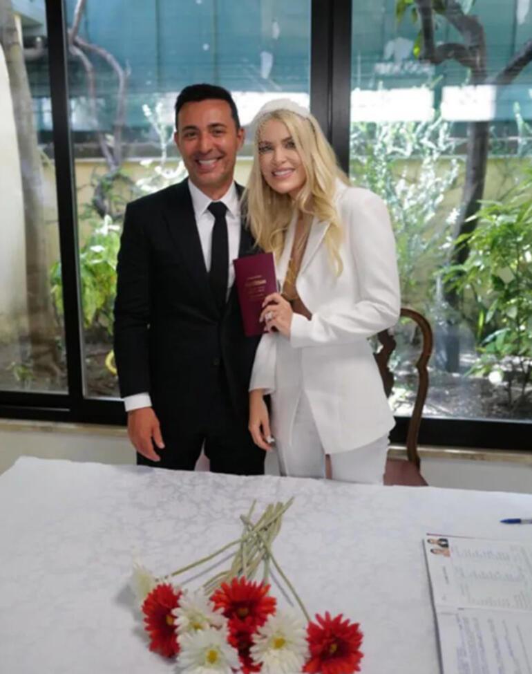 Mustafa Sandal ve Melis Sütşurup, İtalya’da evlendi
