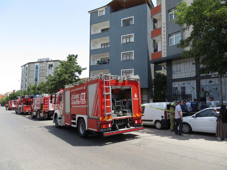 Ataşehirde yangın paniği Gözyaşlarına boğuldu