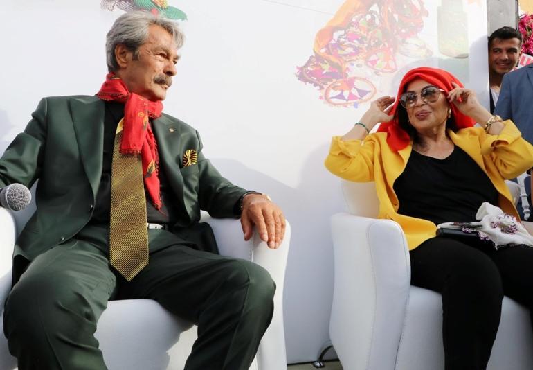 45 yıl sonra aynı bakış... Kadir İnanır ve Türkan Şoray bir arada