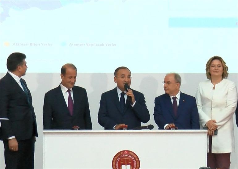 Bakan Bozdağdan genç hakim ve savcılara: Vicdanınız ve aklınız hür olsun