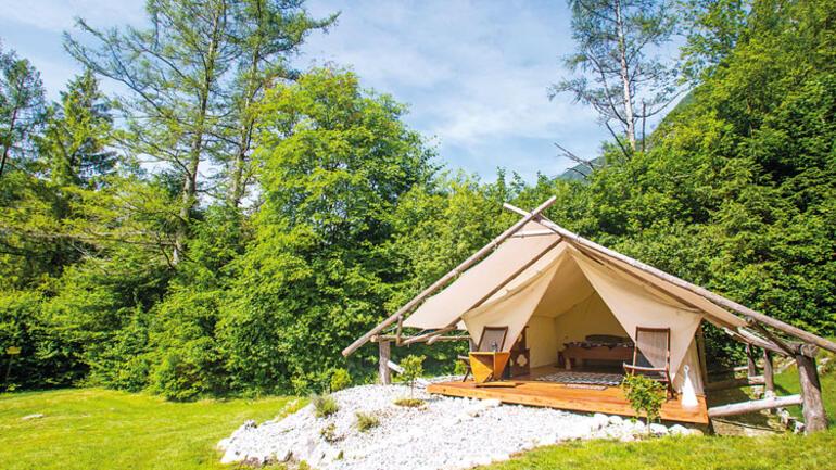 Period of luxury tents in tourism