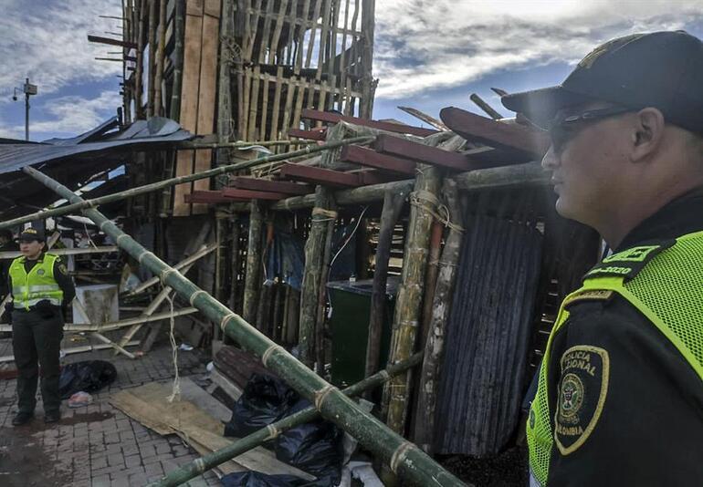 Kolombiyada bir boğa güreşi etkinliğinde tribün çöktü: En az 4 ölü