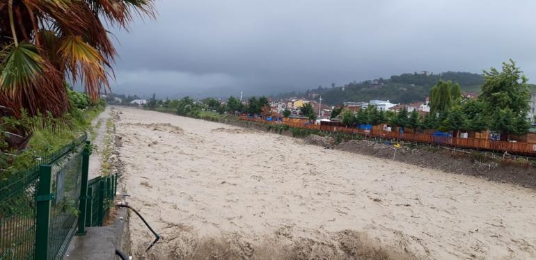 Meteorolojiden Zonguldak, Bartın, Kastamonu, Karabük ve Sinopta kuvvetli yağış uyarısı Prof. Dr. Orhan Şen: Kritik saatler başladı