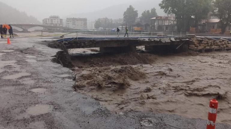 Meteorolojiden Zonguldak, Bartın, Kastamonu, Karabük ve Sinopta kuvvetli yağış İşte il il son durum