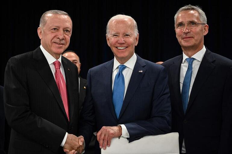 Son dakika... Cumhurbaşkanı Erdoğandan NATO zirvesi sonrası önemli açıklamalar: İsveç ve Finlandiyaya net mesaj