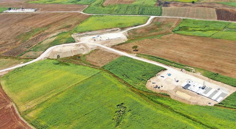 Şov yapıyorsun diyerek inanmadılar... 24 yıllık çabasının sonunda petrol bulundu
