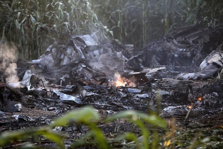 Yunanistan’da panik… ‘Tehlikeli’ kargo taşıyan uçak düştü, tüm mürettebat hayatını kaybetti