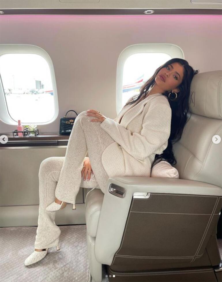 Kylie Jenner: Tam zamanlı iklim suçlusu... 17 dakika için özel uçak kaldırdı