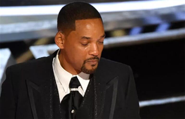 Will Smith, aylardır ilk kez kamera önünde, tokatı için Chris Rock'tan özür diler