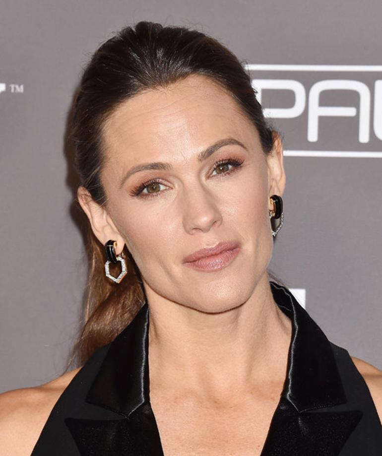 Jennifer Garner'ın ilginç güzellik sırrı: Aynaya daha az bakın
