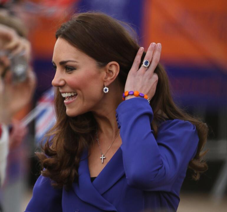 Aldatma dedikodularının üzerine: Kate'in ünlü nişan yüzüğü nerede?