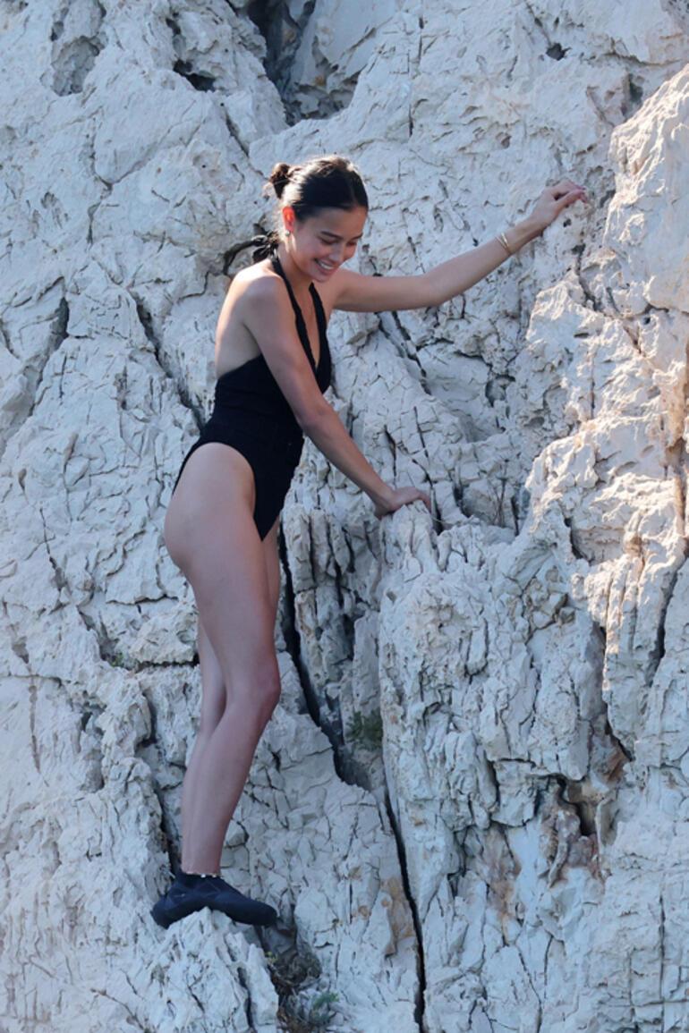 Yarı yaşındaki modelle aşk söylentisi: Kalabalıktan kaçıp kayalara tırmandılar