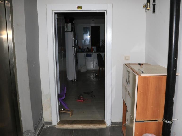 Adanada şoke eden olay Kirasını 3 ay ödeyemedi... Ev sahibi çelik kapısını söküp götürdü
