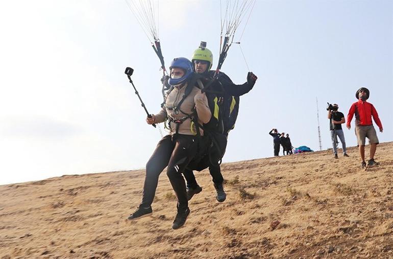 Yamaç paraşütü yaparken hayatını kaybetmişti Okul müdürü Cengiz Gültekine acı veda