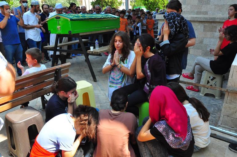 Yamaç paraşütü yaparken hayatını kaybetmişti Okul müdürü Cengiz Gültekine acı veda