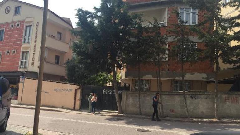 Kocaelide dehşet: 8 kez bıçaklayıp, başına keserle vurmuş