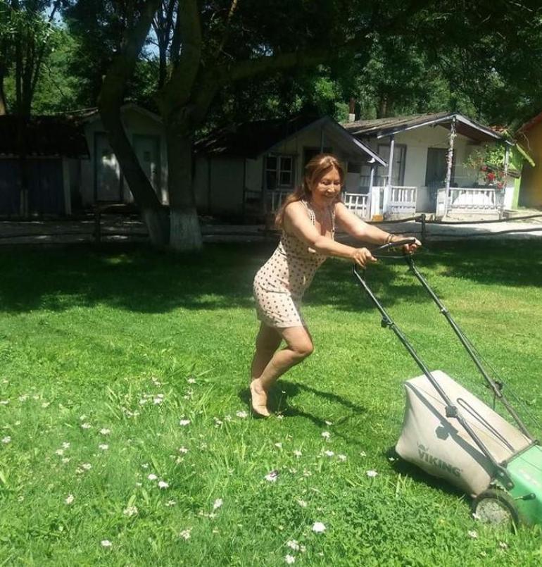 The famous actor received the reward of his efforts Today, we did not leave the garden empty-handed.