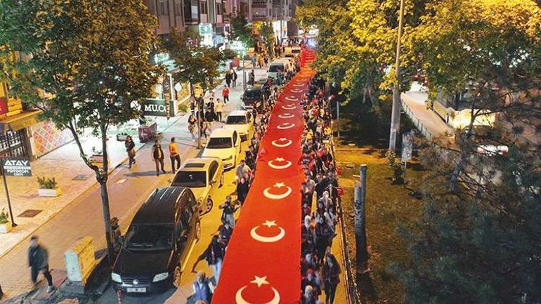 Büyük zafere müthiş kutlama Büyük Taarruz’un 100’üncü yılını coşkuyla kutluyoruz