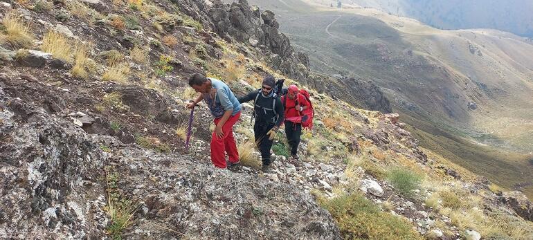 Aladağlar’da kaybolan dağcı 10 saat sonra kurtarıldı