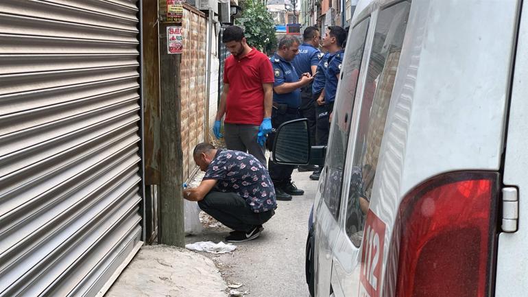 Adanada cinayet zanlılarını kırmızı örtü ele verdi