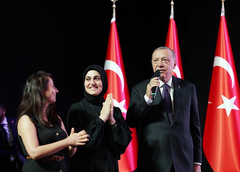 20 bin öğretmen ataması... Cumhurbaşkanı Erdoğan: Öğretmenlerimizi hala desteklemeye devam ediyor
