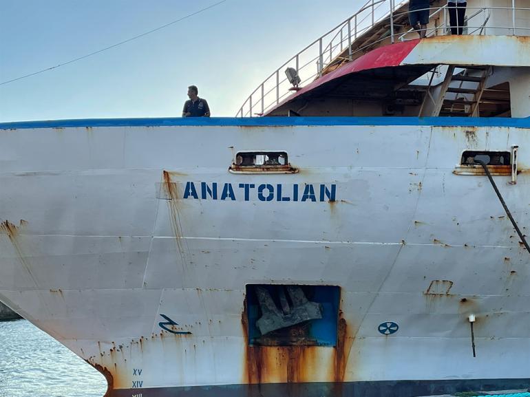 Anatolian gemisinin içinden saldırın izleri Yaşadıklarını saniye saniye anlattılar