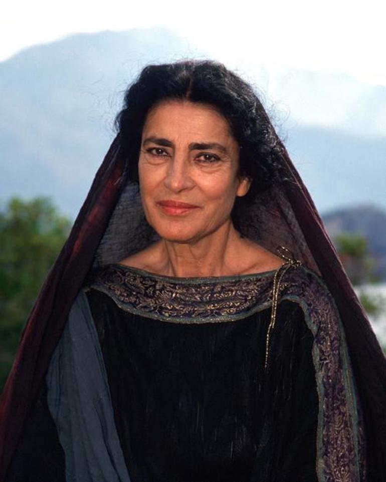 Cinema has lost a legendary star: Irene Papas has died