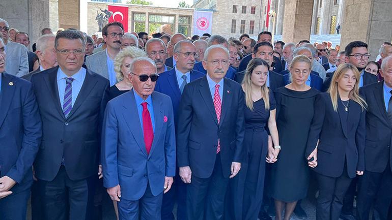 Eski milletvekili Pekşen için TBMMde tören
