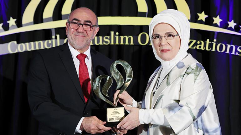 Emine Erdoğan, ABD'de Uluslararası Müslüman Kadınların Başarı ve Topluma Katkı Ödülü'nü aldı