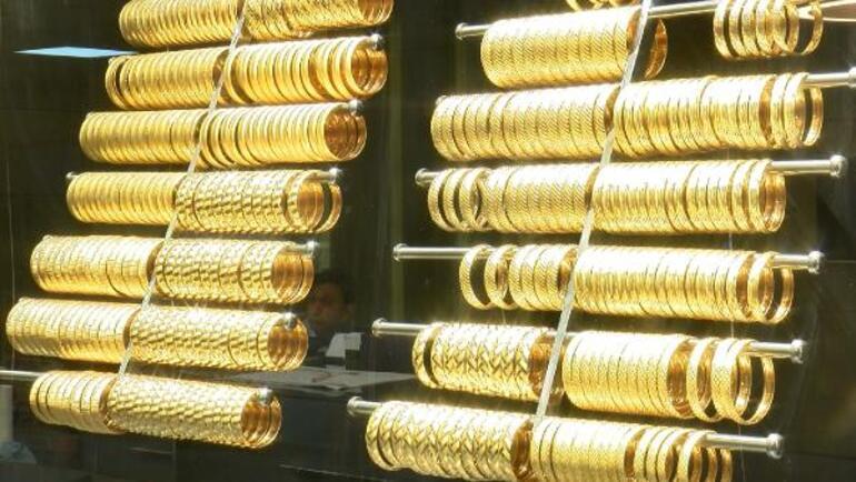 Altınları alıp kayıplara karıştılar Kuyumcukentte 100 milyon TLlik dolandırıcılık iddiası