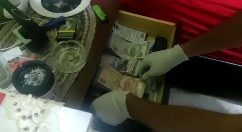 Diyarbakır merkezli 3 ilde Alo Tatil operasyonu: 13 gözaltı