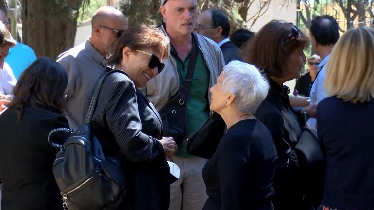 Öğretmeye bedeniyle devam etti