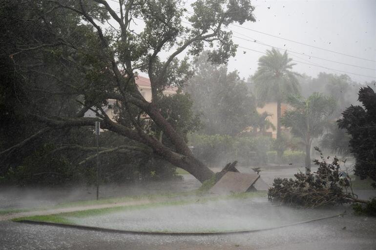 ABDde I﻿an Kasırgası alarmı: Florida elektriksiz kaldı... Milyonlarca tahliyeye gönderildi