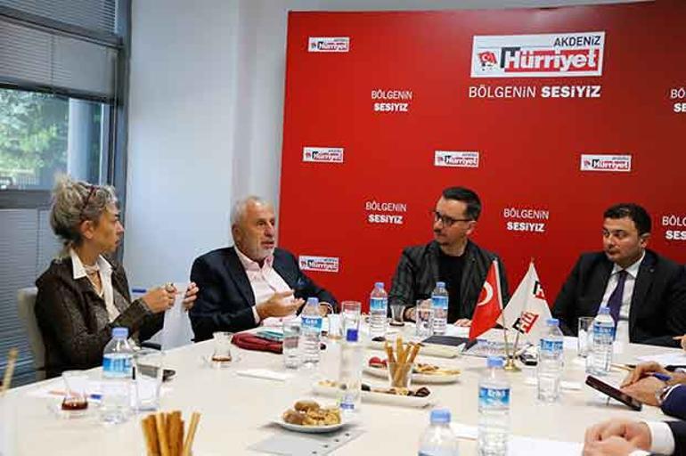 DÜNYA BİZİ KONUŞTU