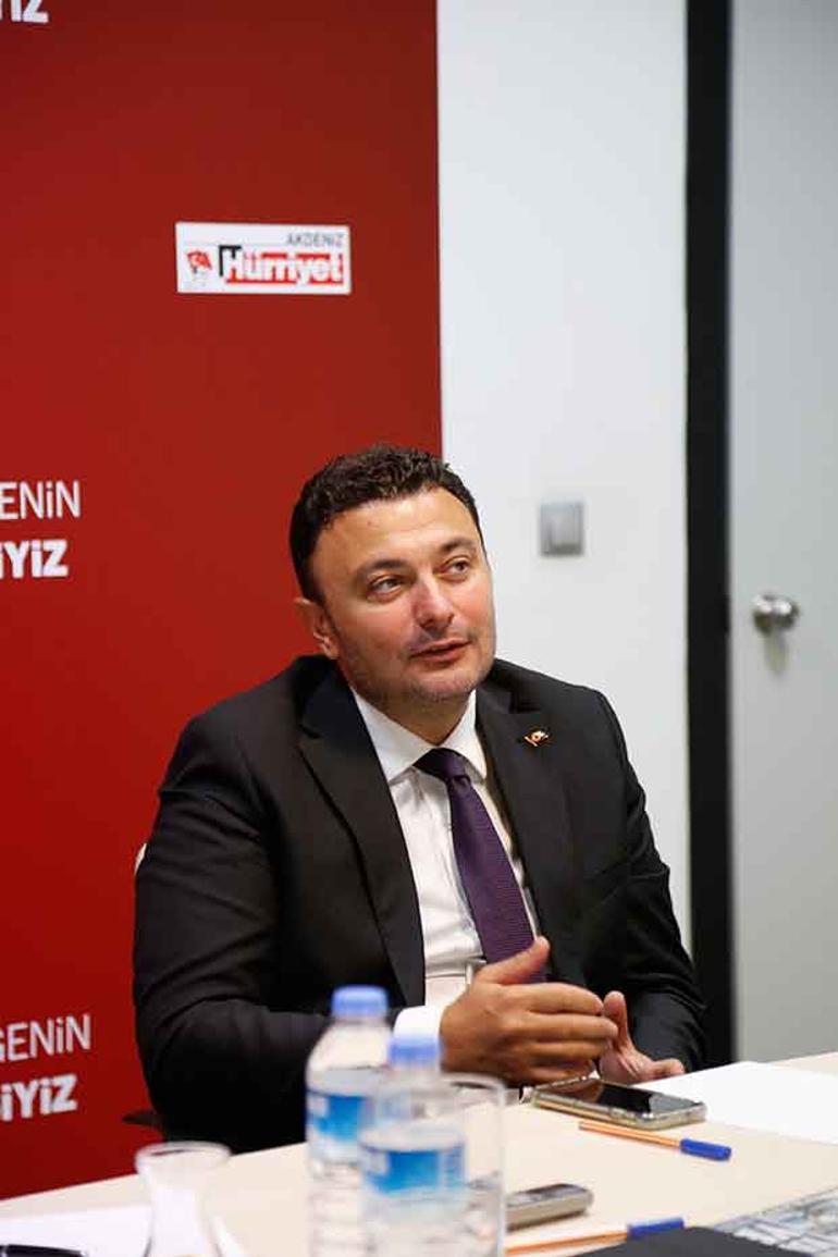 DÜNYA BİZİ KONUŞTU