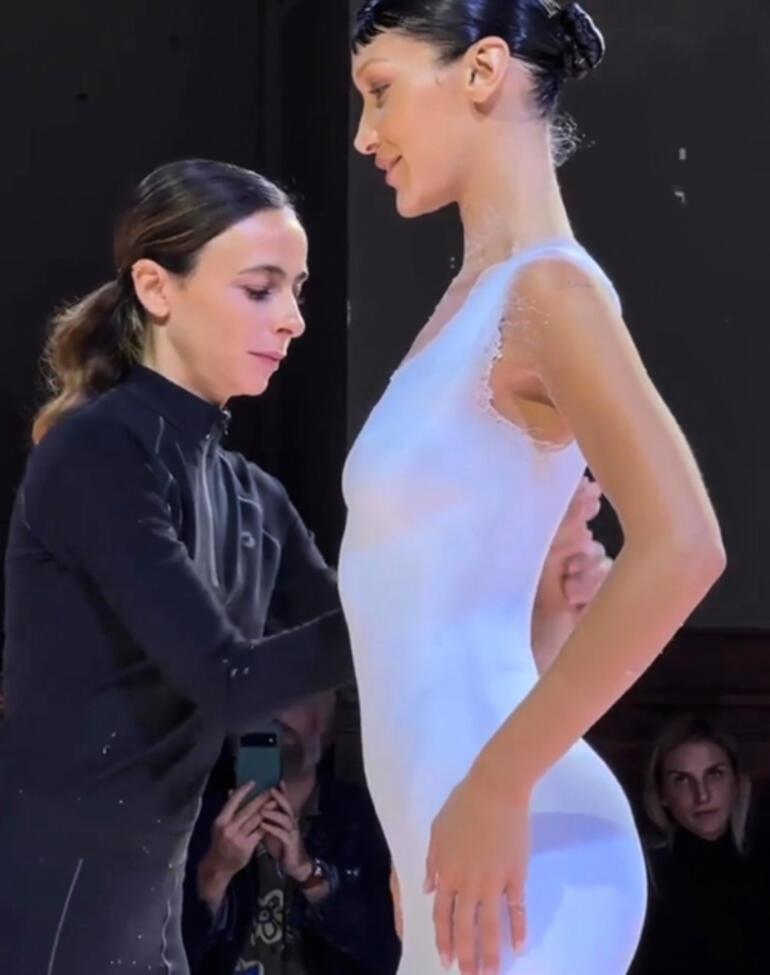 Science dressed the half-naked Bella: This is how she took the dress off after the fashion show