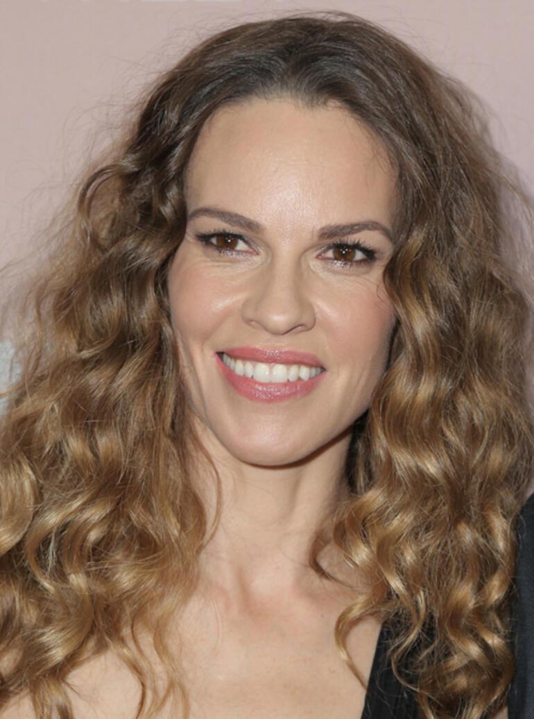 Oscar-winning actress Hilary Swank becomes a mother for the first time at 48: Twins on the way