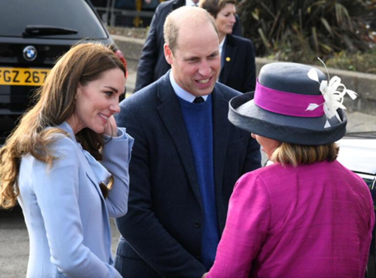 Staring her in the eye, Princess Katei protested: You had better stay at home